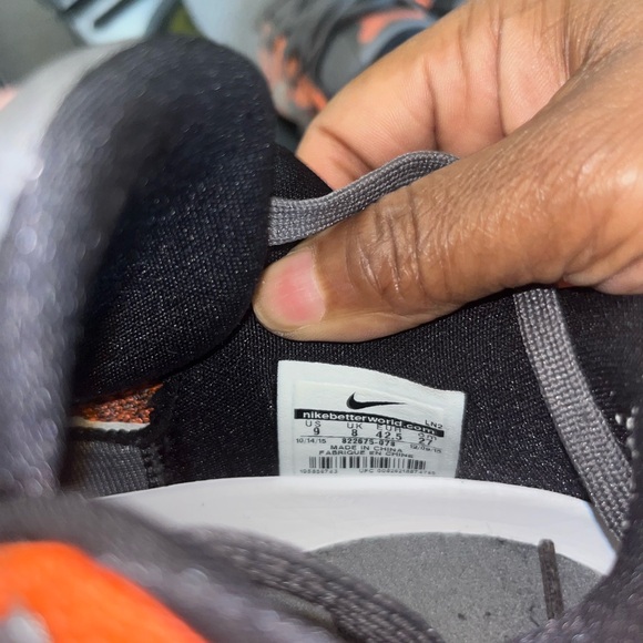 Nike Black and Orange Sneakers - Picture 3 of 5